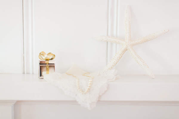 relaxed-cape-cod-beach-wedding