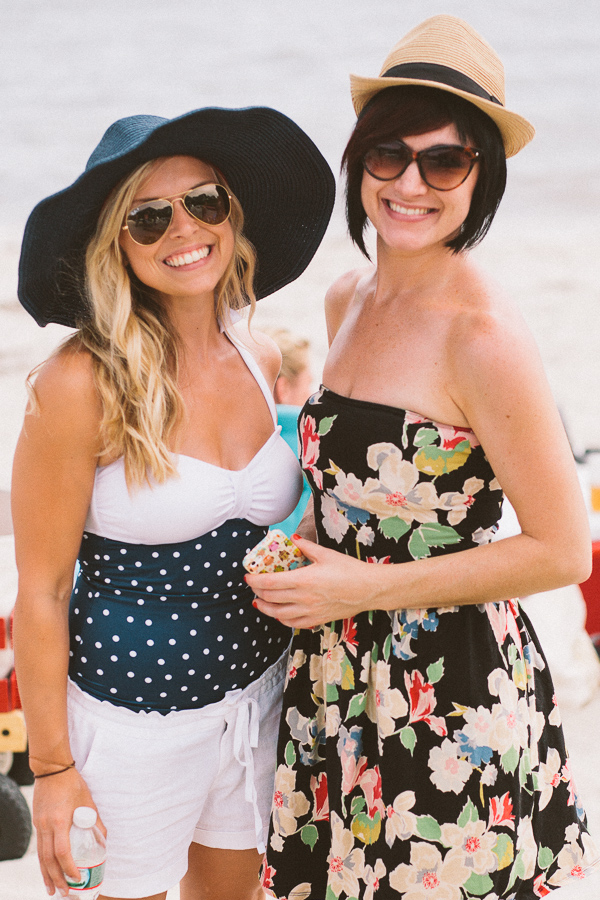 relaxed-cape-cod-beach-wedding