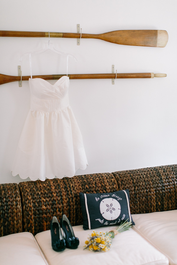 relaxed-cape-cod-beach-wedding