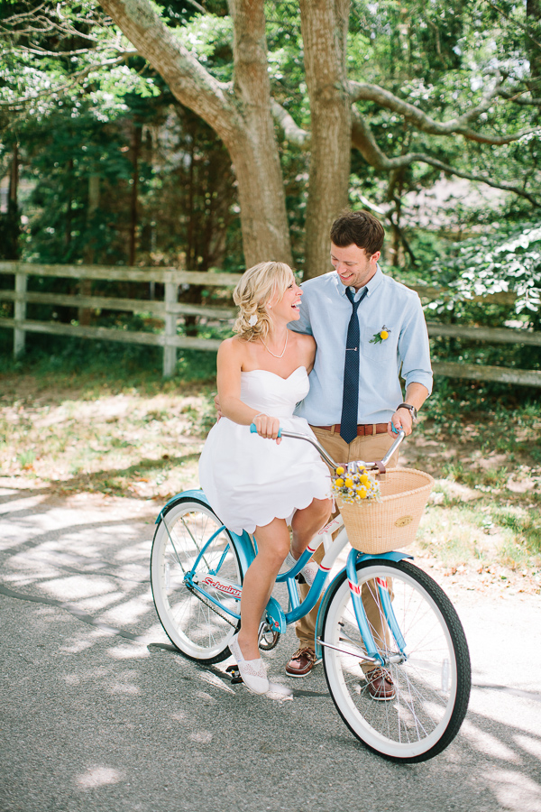 relaxed-cape-cod-beach-wedding