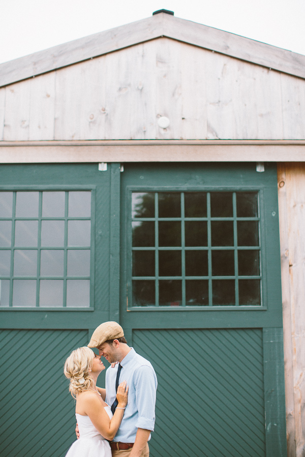 relaxed-cape-cod-beach-wedding