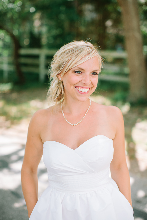 relaxed-cape-cod-beach-wedding