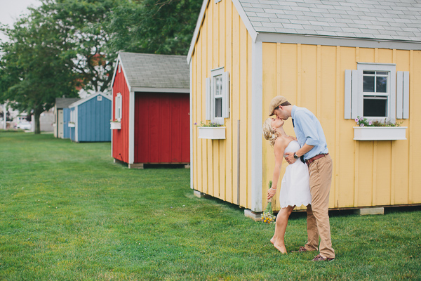 relaxed-cape-cod-beach-wedding
