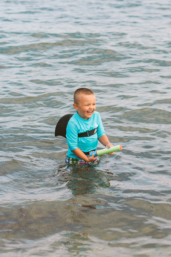 relaxed-cape-cod-beach-wedding