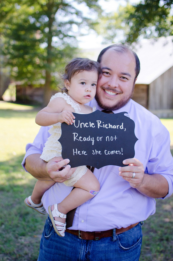 sweet-and-simple-outdoor-wedding