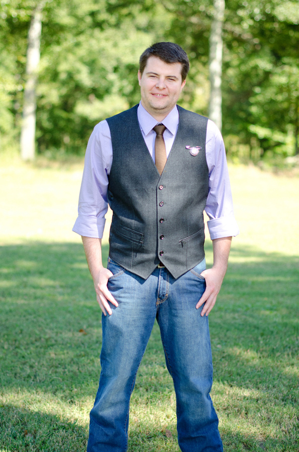 sweet-and-simple-outdoor-wedding