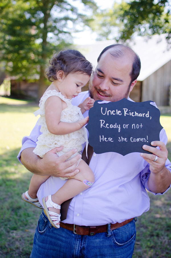 sweet-and-simple-outdoor-wedding