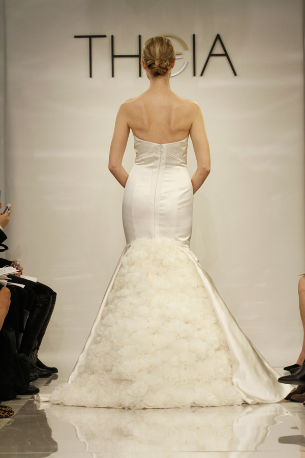 theia-white-fall-2014