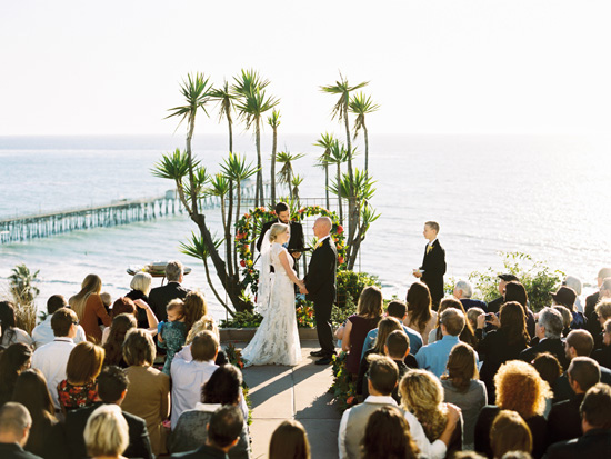 vibrant-and-colorful-coastal-wedding