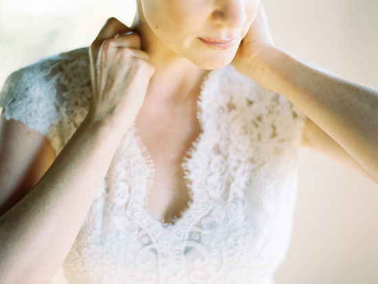 vibrant-and-colorful-coastal-wedding