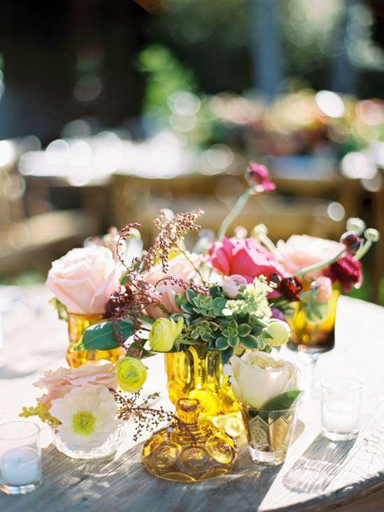 vibrant-and-colorful-coastal-wedding