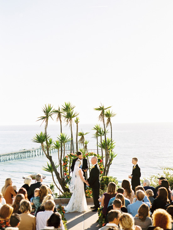 vibrant-and-colorful-coastal-wedding