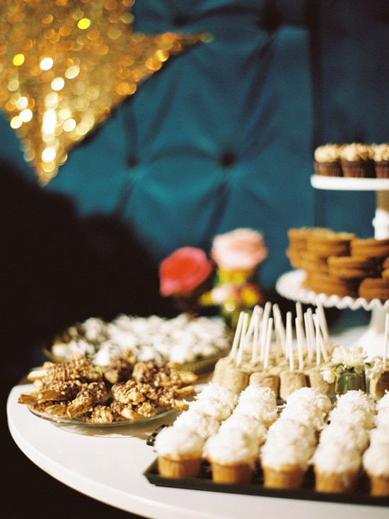 vibrant-and-colorful-coastal-wedding