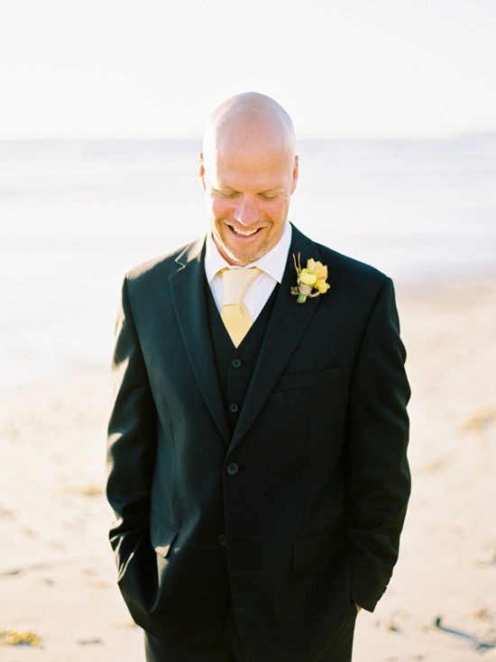 vibrant-and-colorful-coastal-wedding