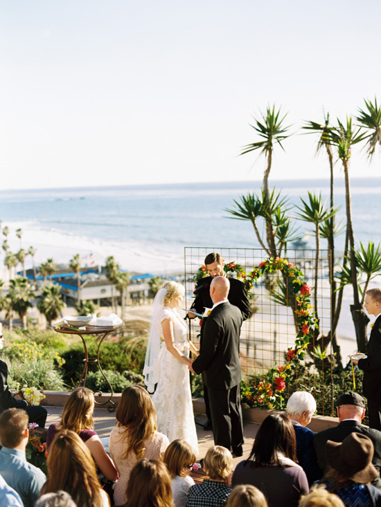 vibrant-and-colorful-coastal-wedding
