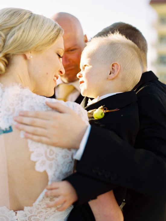 vibrant-and-colorful-coastal-wedding
