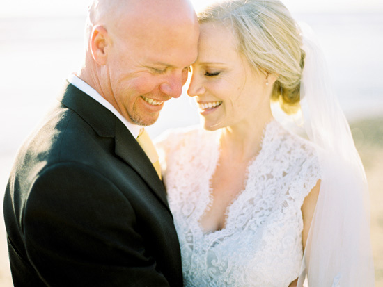 vibrant-and-colorful-coastal-wedding