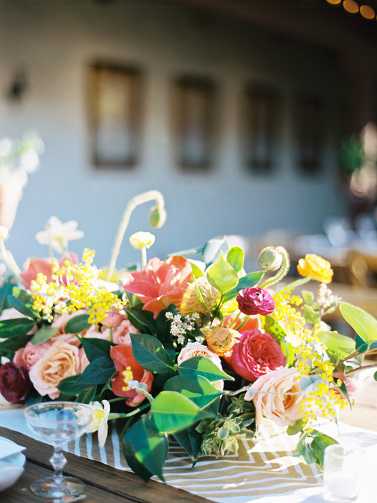 vibrant-and-colorful-coastal-wedding