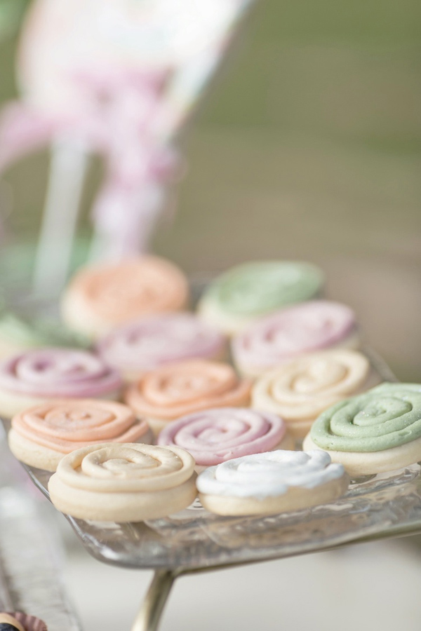 whimsical-carousel-wedding-ideas