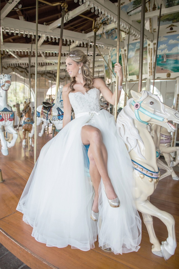 whimsical-carousel-wedding-ideas