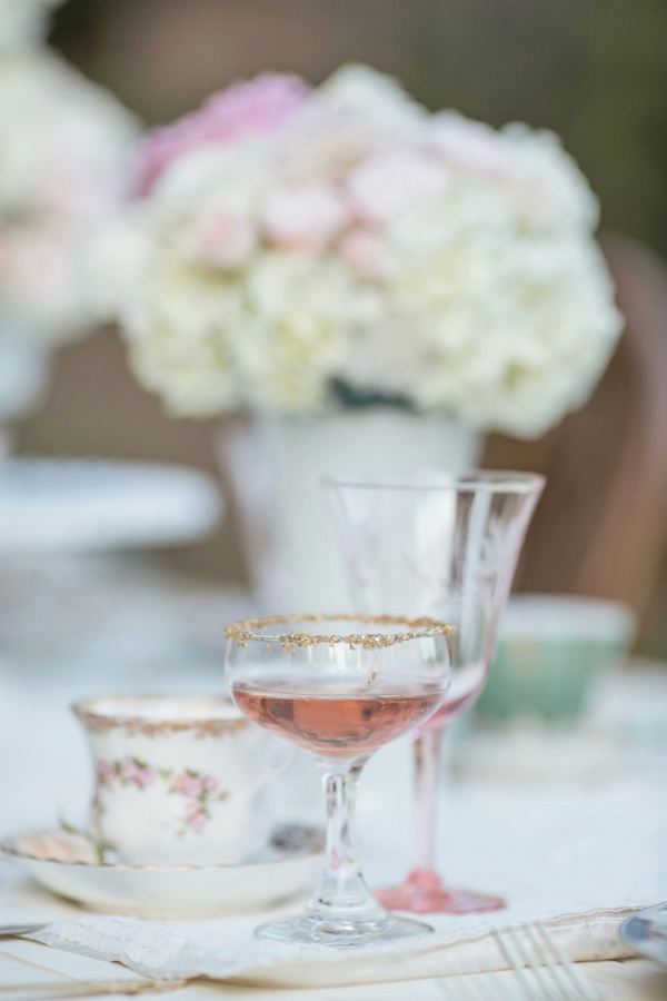 whimsical-carousel-wedding-ideas