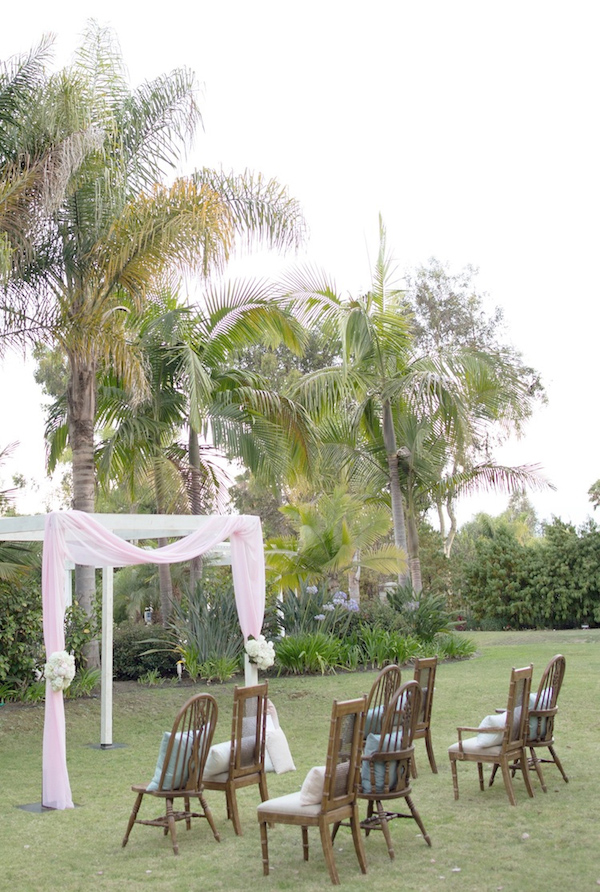 whimsical-carousel-wedding-ideas