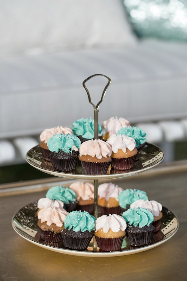 whimsical-carousel-wedding-ideas