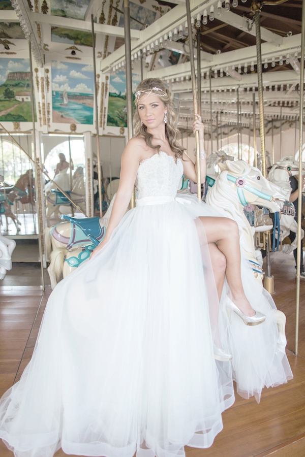 whimsical-carousel-wedding-ideas