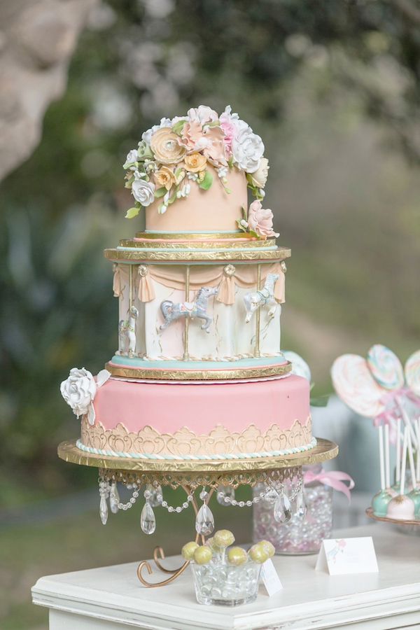 whimsical-carousel-wedding-ideas