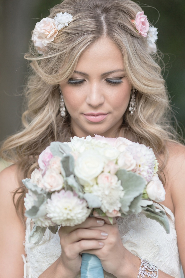 whimsical-carousel-wedding-ideas