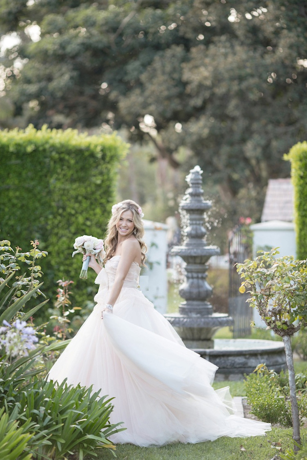 whimsical-carousel-wedding-ideas
