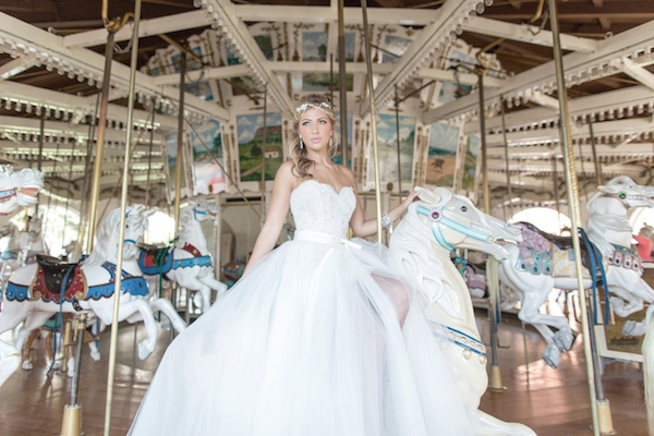 whimsical-carousel-wedding-ideas