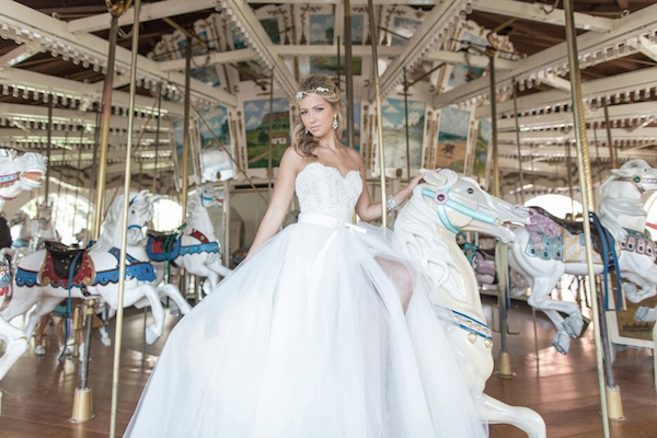 whimsical-carousel-wedding-ideas