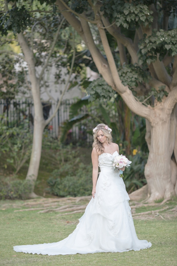 whimsical-carousel-wedding-ideas