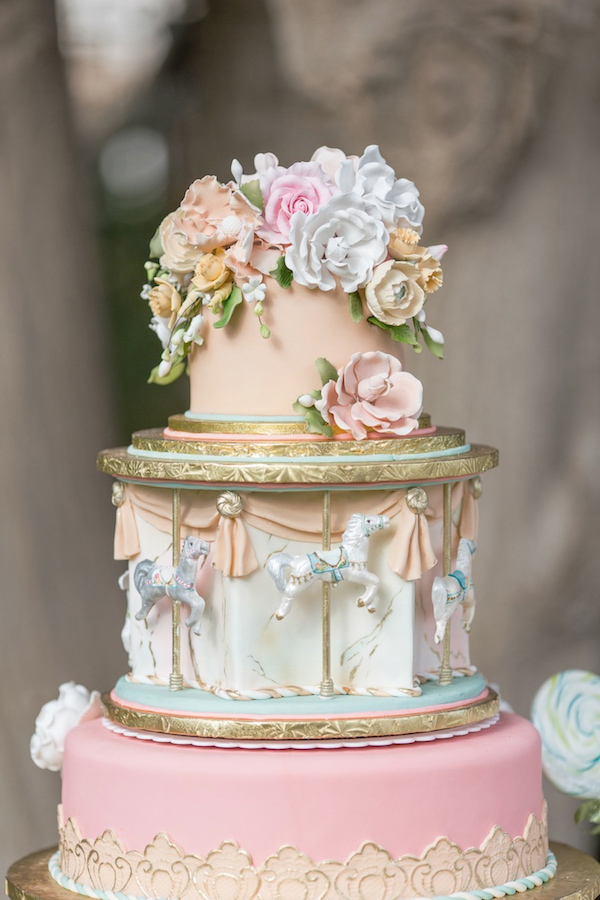 whimsical-carousel-wedding-ideas
