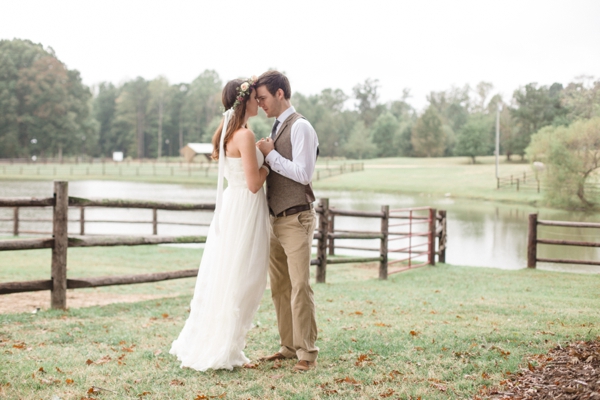 boho-garden-wedding-inspiration