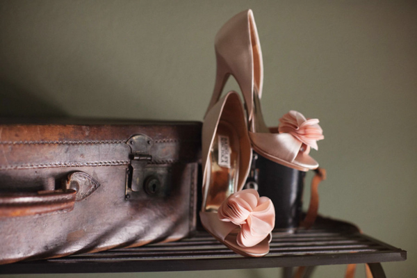 chic-mint-and-coral-wedding-at
