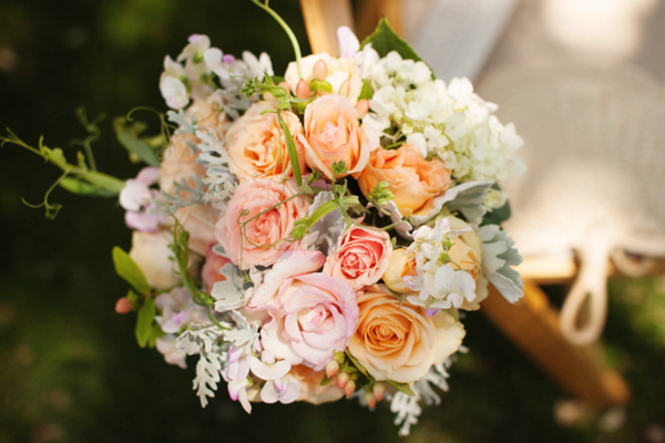 chic-mint-and-coral-wedding-at