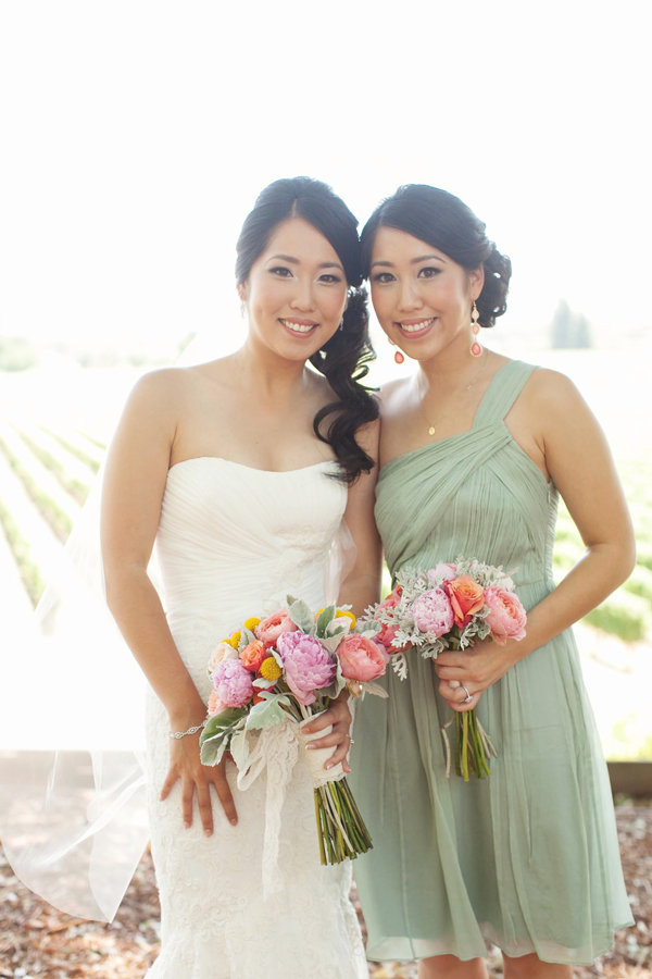chic-mint-and-coral-wedding-at