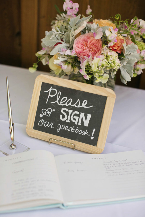 chic-mint-and-coral-wedding-at