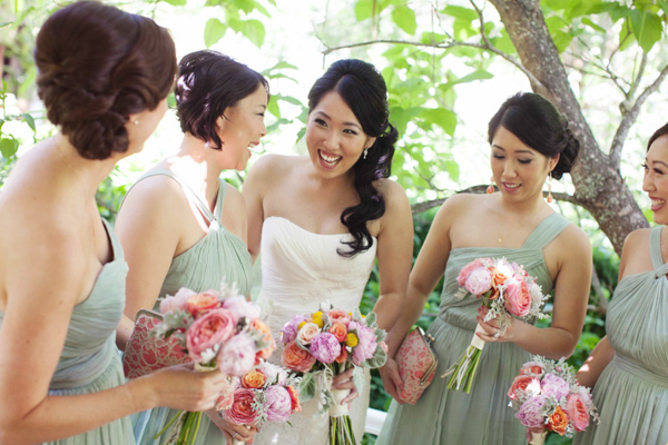 chic-mint-and-coral-wedding-at
