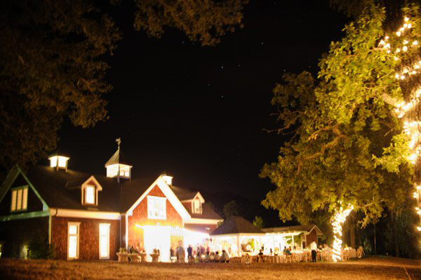 classy-country-wedding-at-spanish-oaks