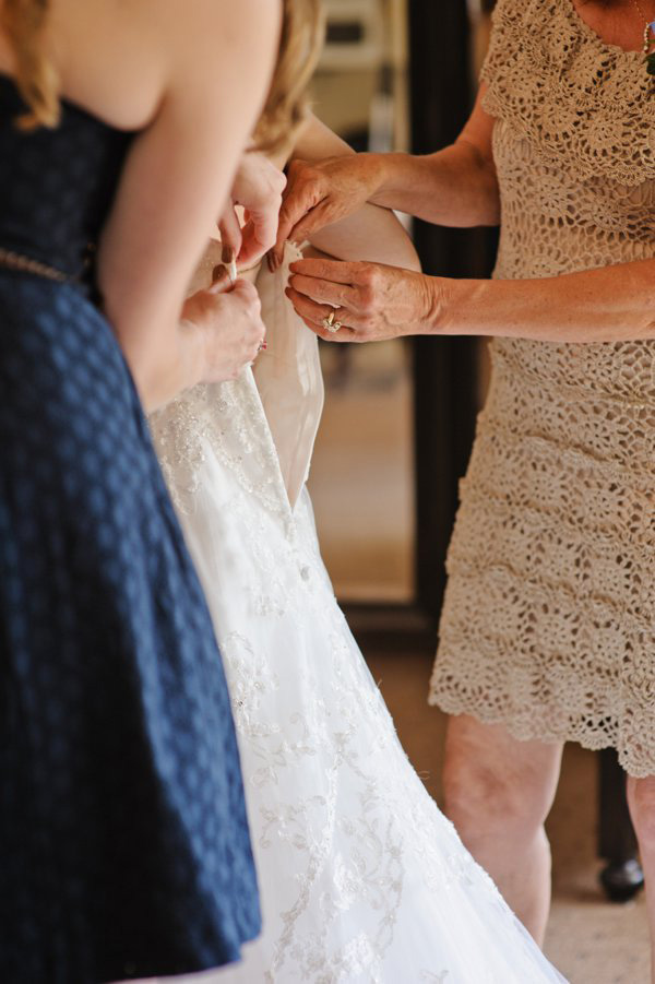 classy-country-wedding-at-spanish-oaks
