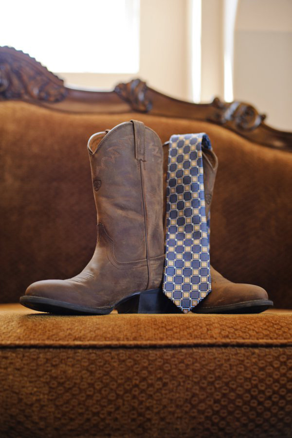 classy-country-wedding-at-spanish-oaks