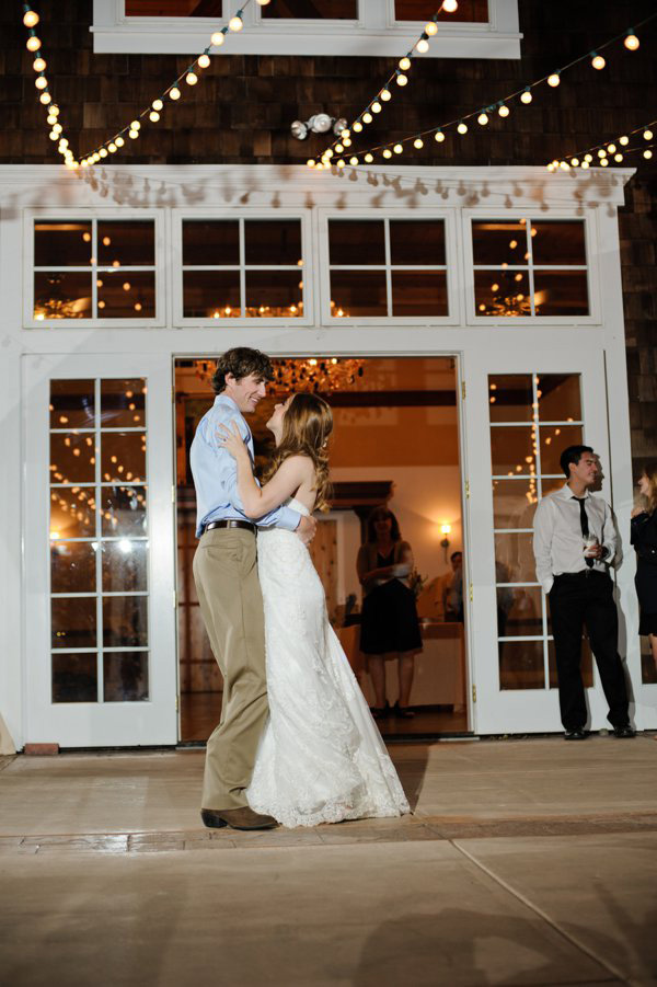 classy-country-wedding-at-spanish-oaks