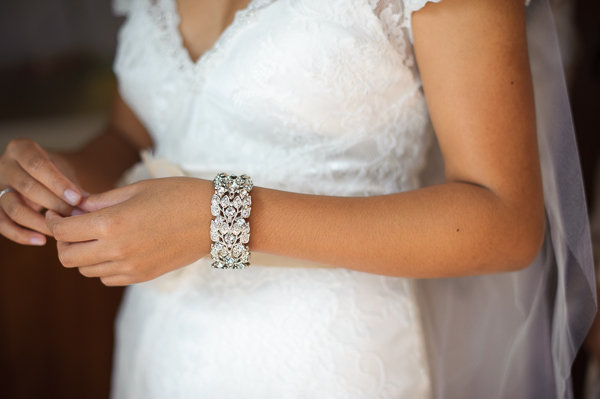 creative-canuck-wedding