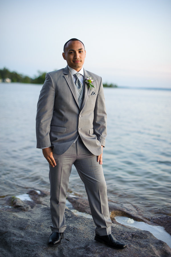 creative-canuck-wedding
