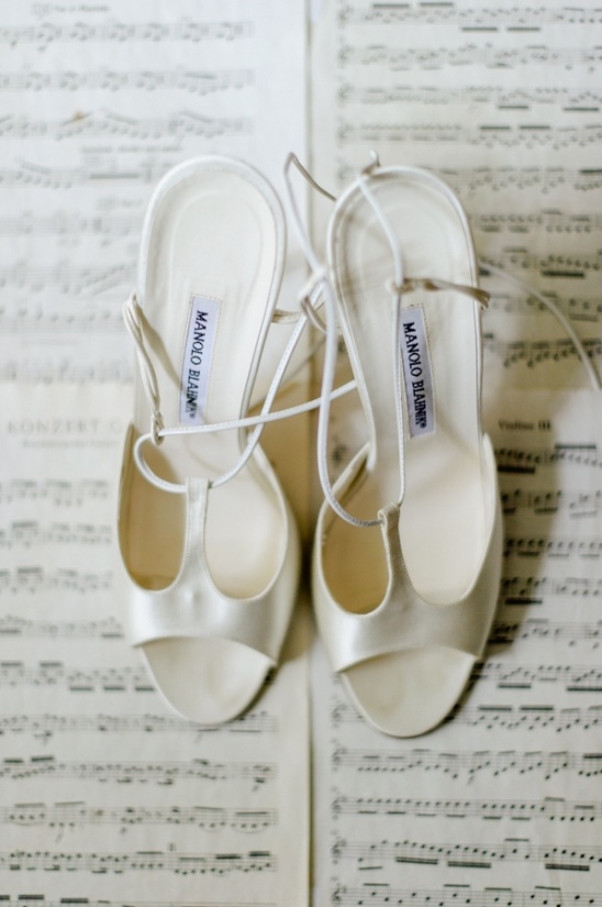 white manolo blahnik wedding shoes