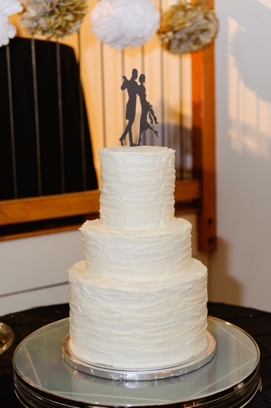3-tier wedding cake by cake-a-licious
