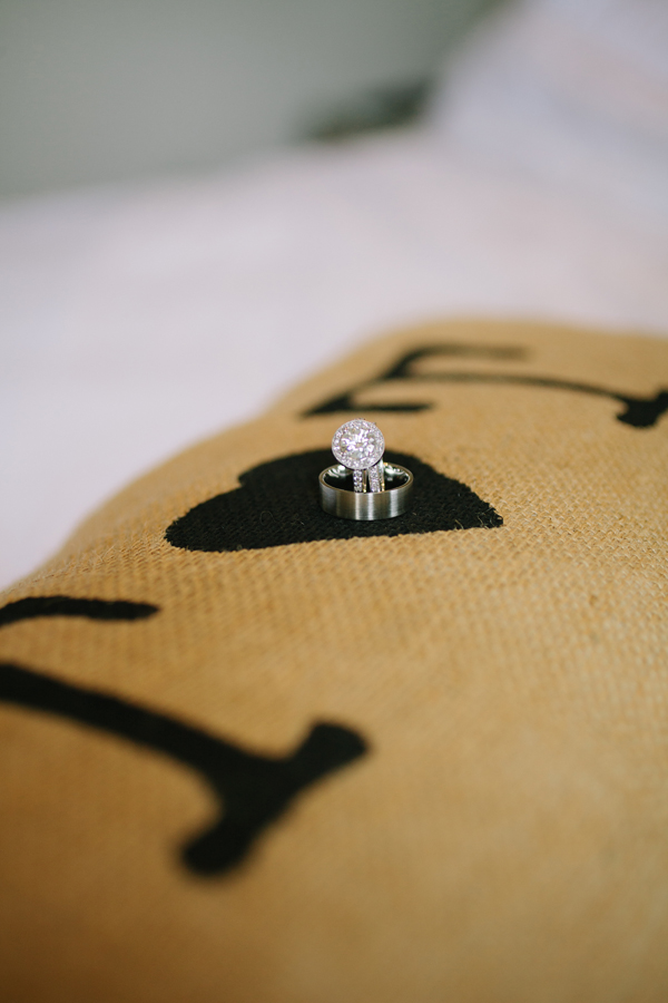 dynamite-and-pearls-wedding